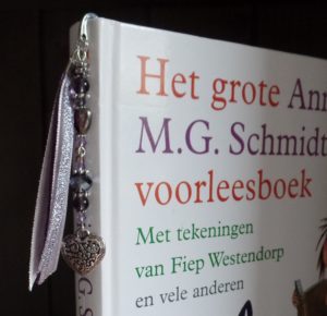 boekenlegger in boek